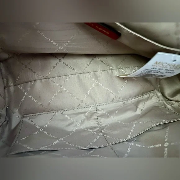 Michael Kors Tote - Picture 15 of 15